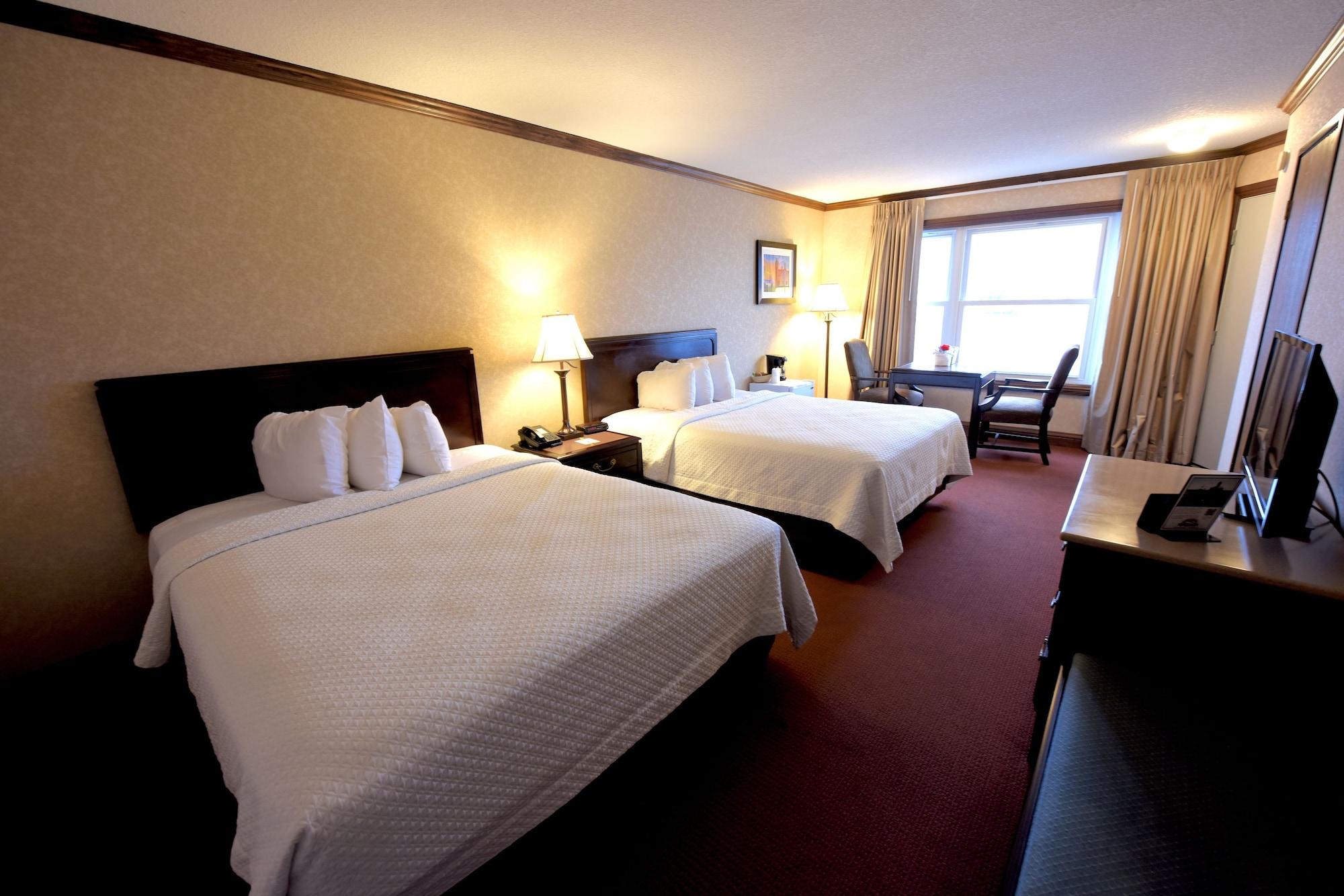 Days Inn By Wyndham Mackinaw City - Lakeview Екстер'єр фото