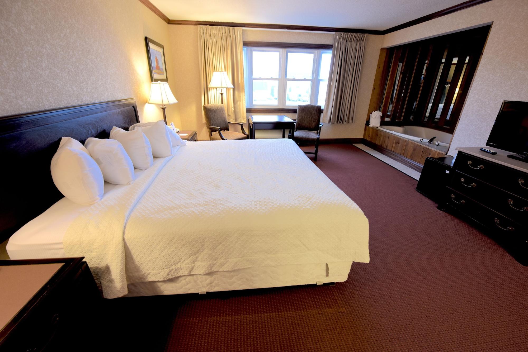 Days Inn By Wyndham Mackinaw City - Lakeview Екстер'єр фото