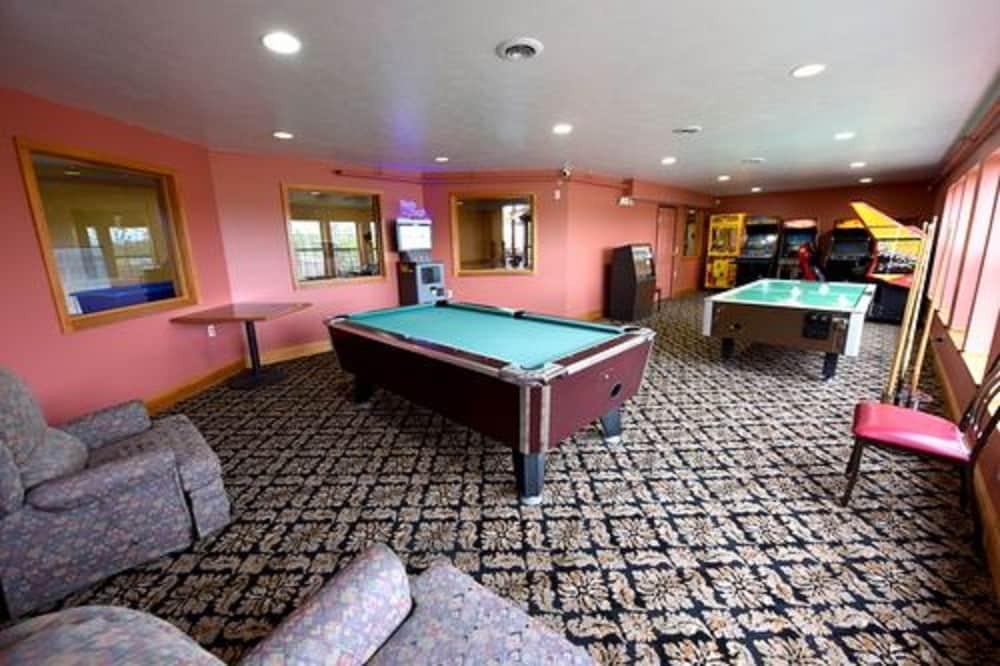 Days Inn By Wyndham Mackinaw City - Lakeview Екстер'єр фото